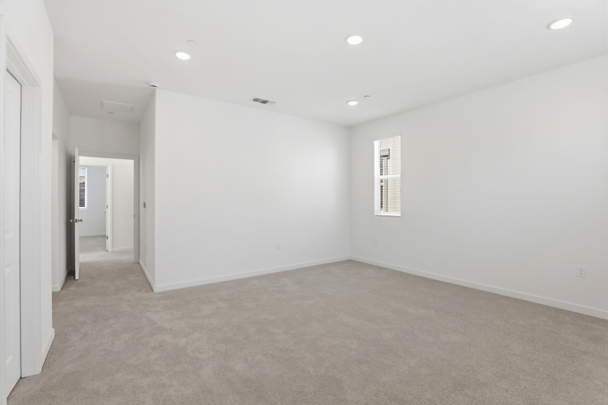 019_F8_8460 Viborg Ln