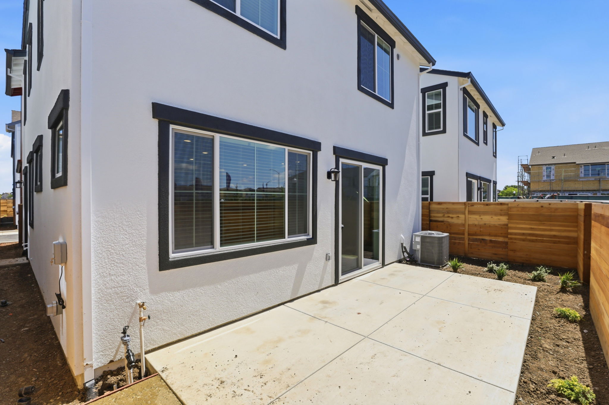 036_F8_8460 Viborg Ln