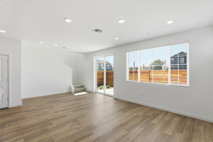 005_F8_8460 Viborg Ln