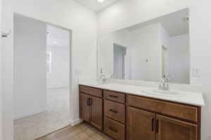 033_F8_8460 Viborg Ln