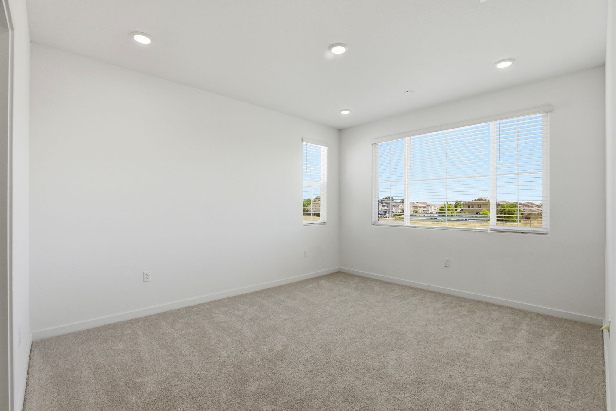 016_F8_8461 Viborg Ln