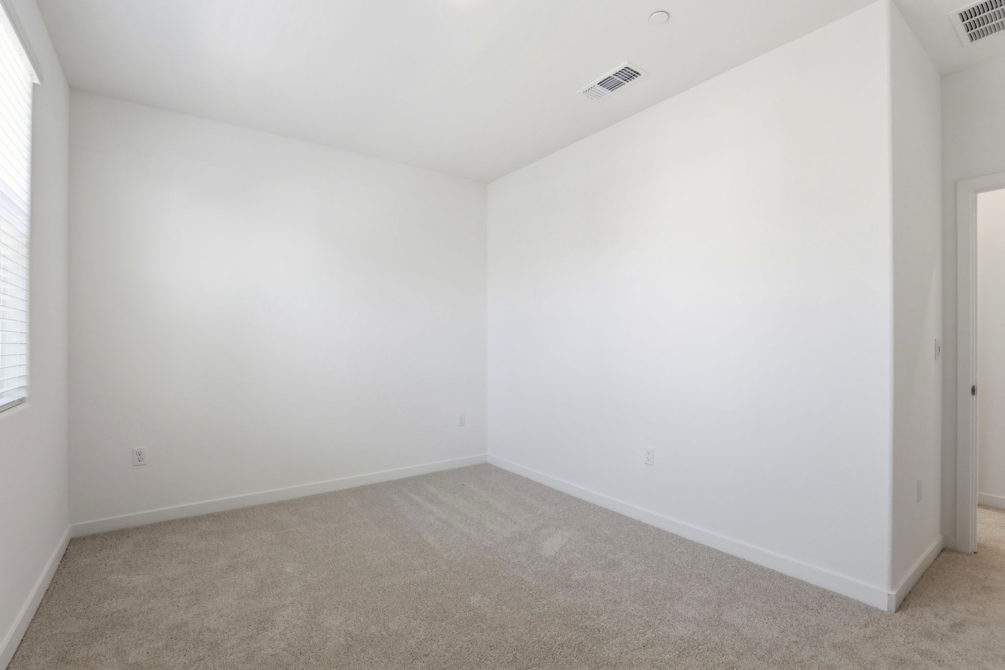 024_F8_8461 Viborg Ln