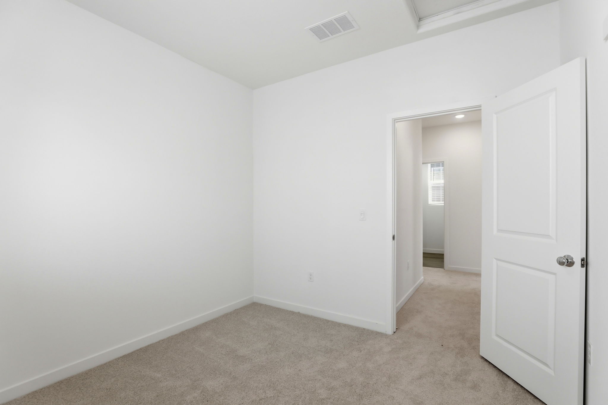 027_F8_8461 Viborg Ln