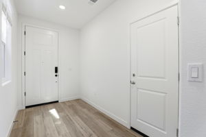 004_F8_8461 Viborg Ln