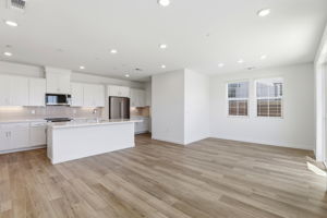 007_F8_8461 Viborg Ln