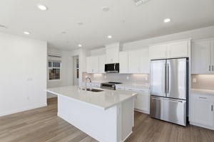 010_F8_8461 Viborg Ln