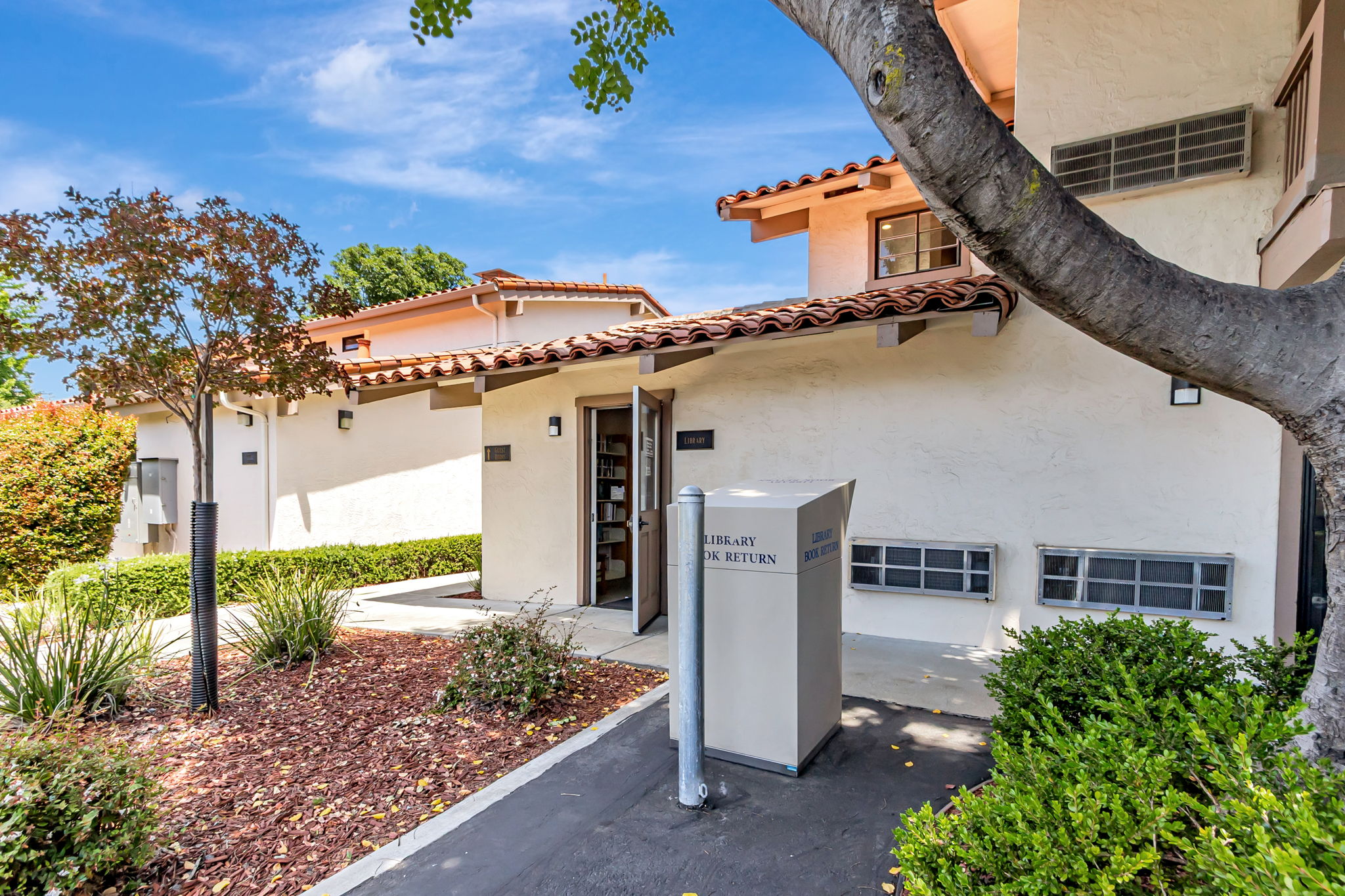 071_8463 Traminer Ct  San Jose