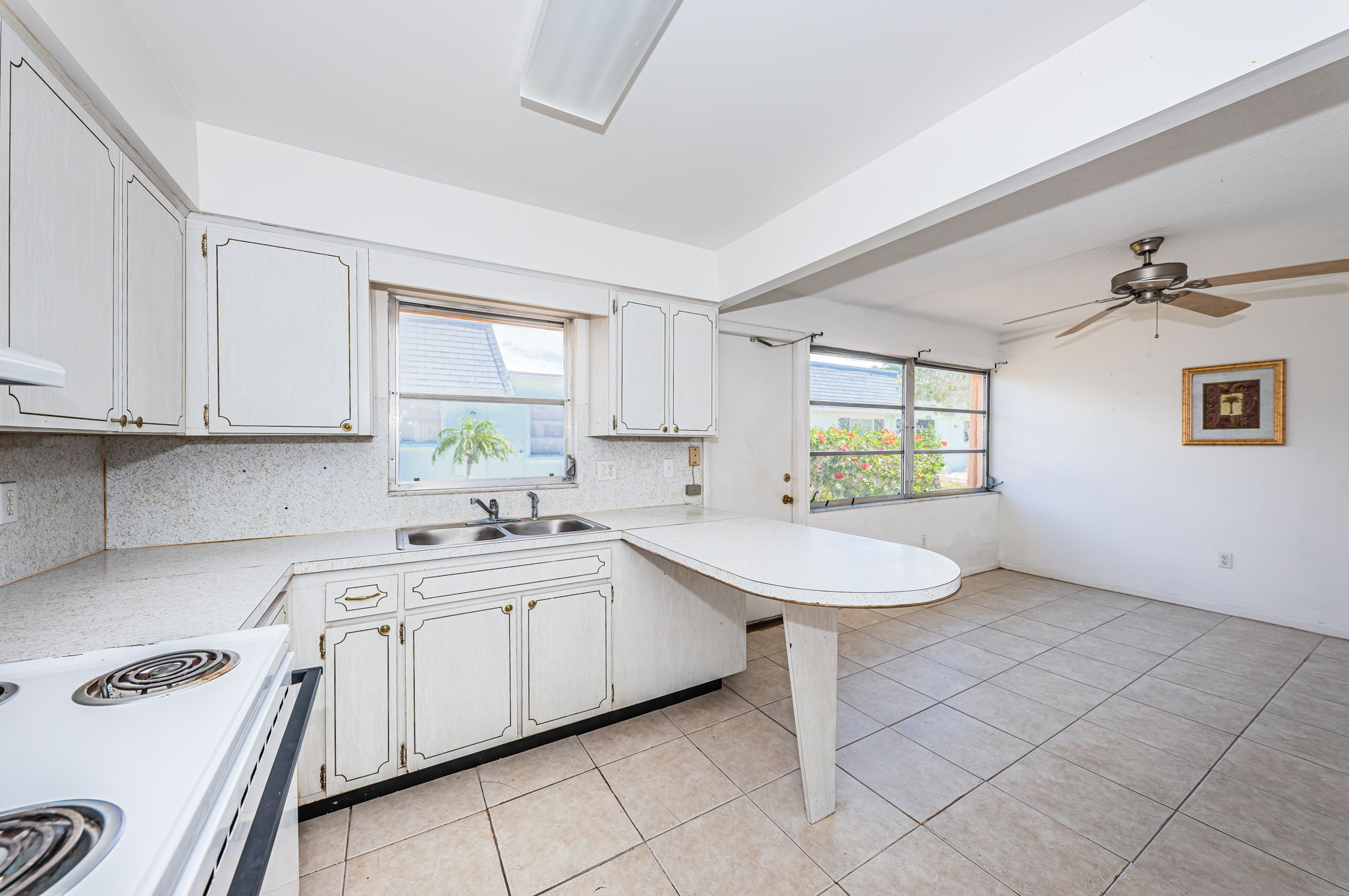 Kitchen 3-2