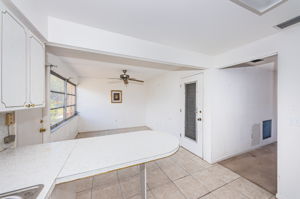 Kitchen 4-2