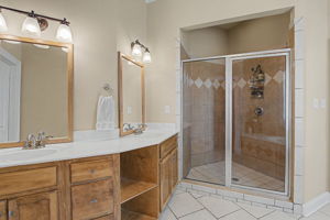  Photo 23