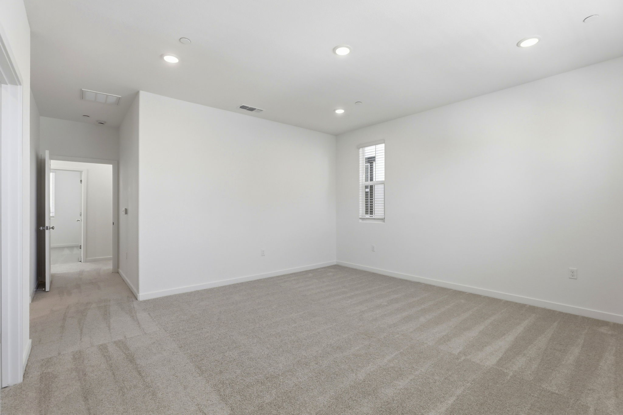 020_F8_8465 Viborg Ln