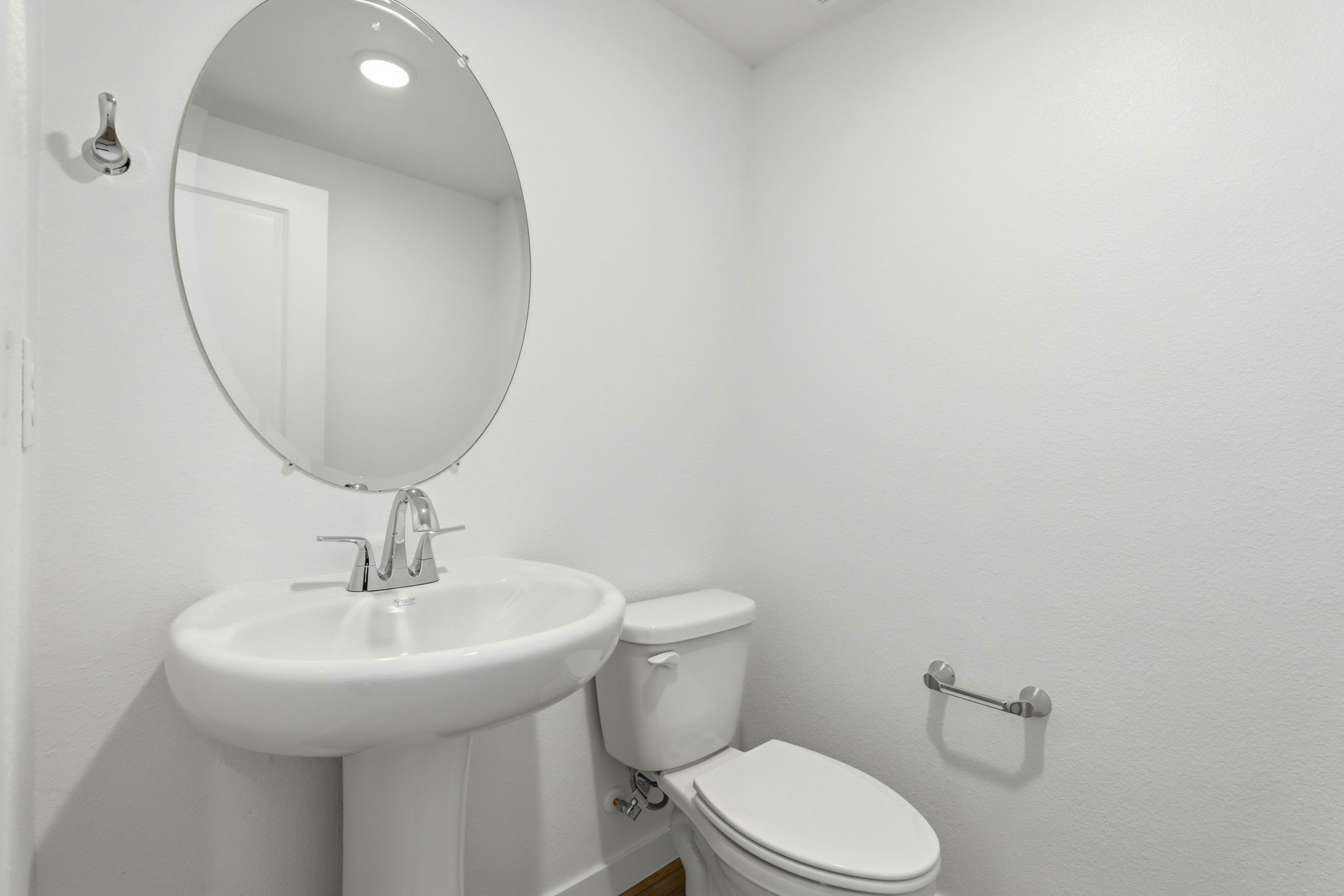 033_F8_8465 Viborg Ln