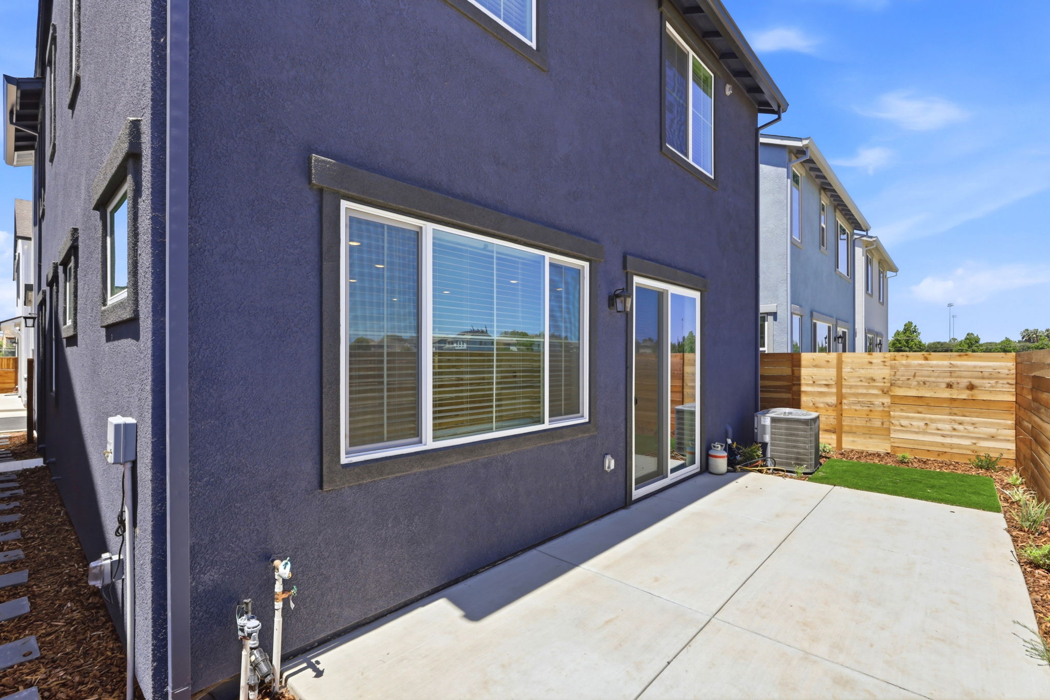 037_F8_8465 Viborg Ln