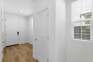 005_F8_8465 Viborg Ln