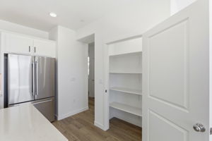 012_F8_8465 Viborg Ln