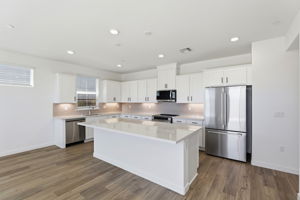 013_F8_8465 Viborg Ln