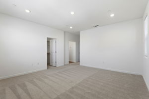 019_F8_8465 Viborg Ln