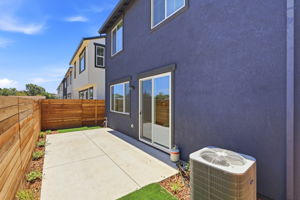 035_F8_8465 Viborg Ln