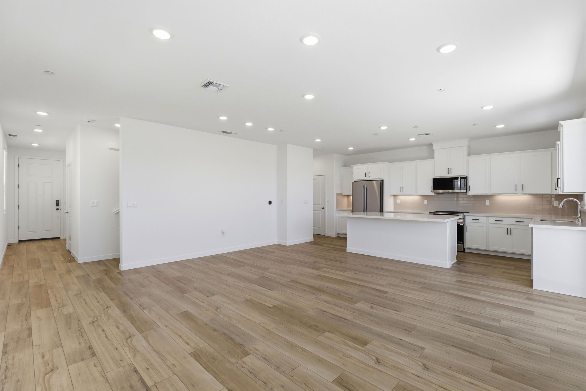 006_F8_8469 Viborg Ln