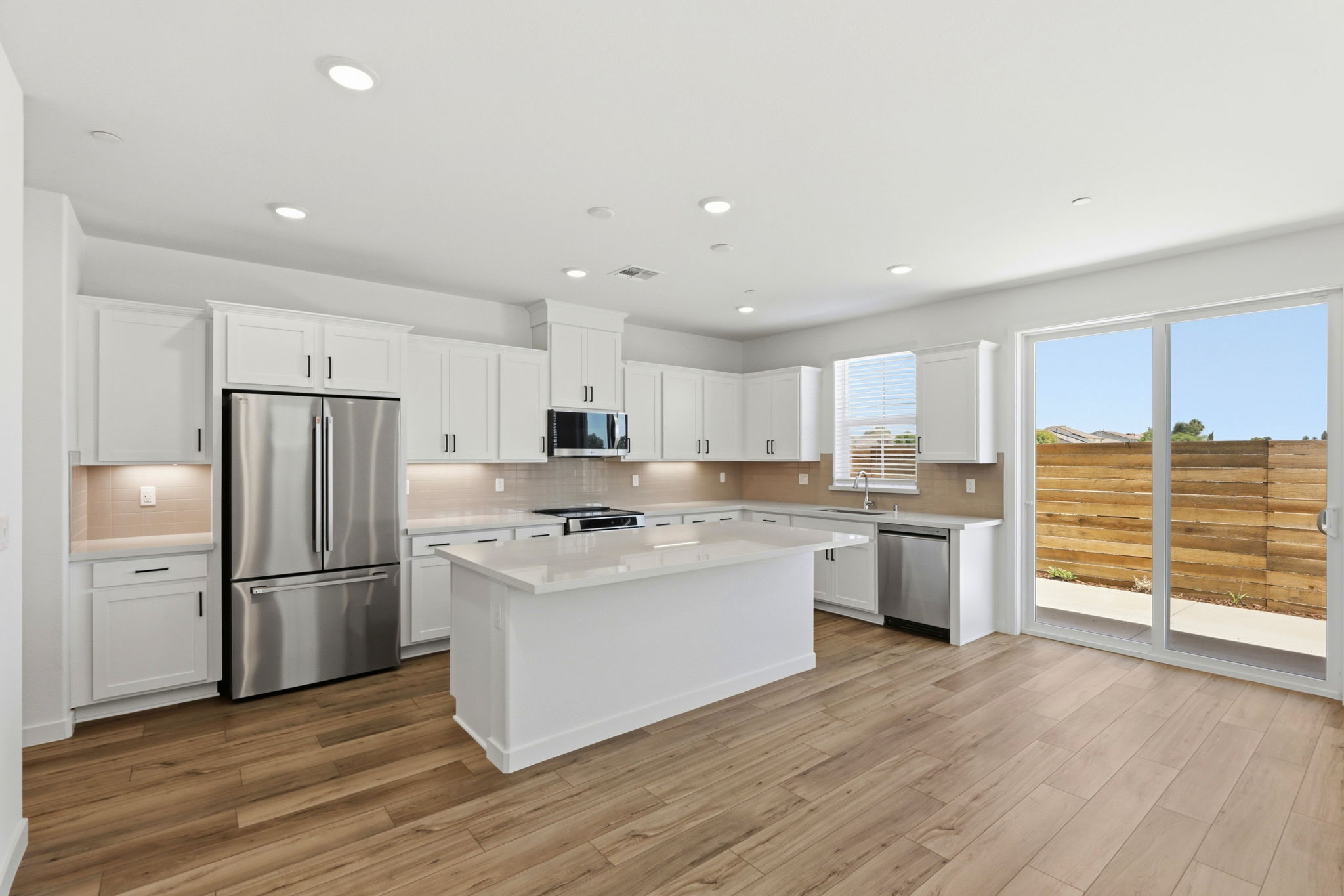 011_F8_8469 Viborg Ln