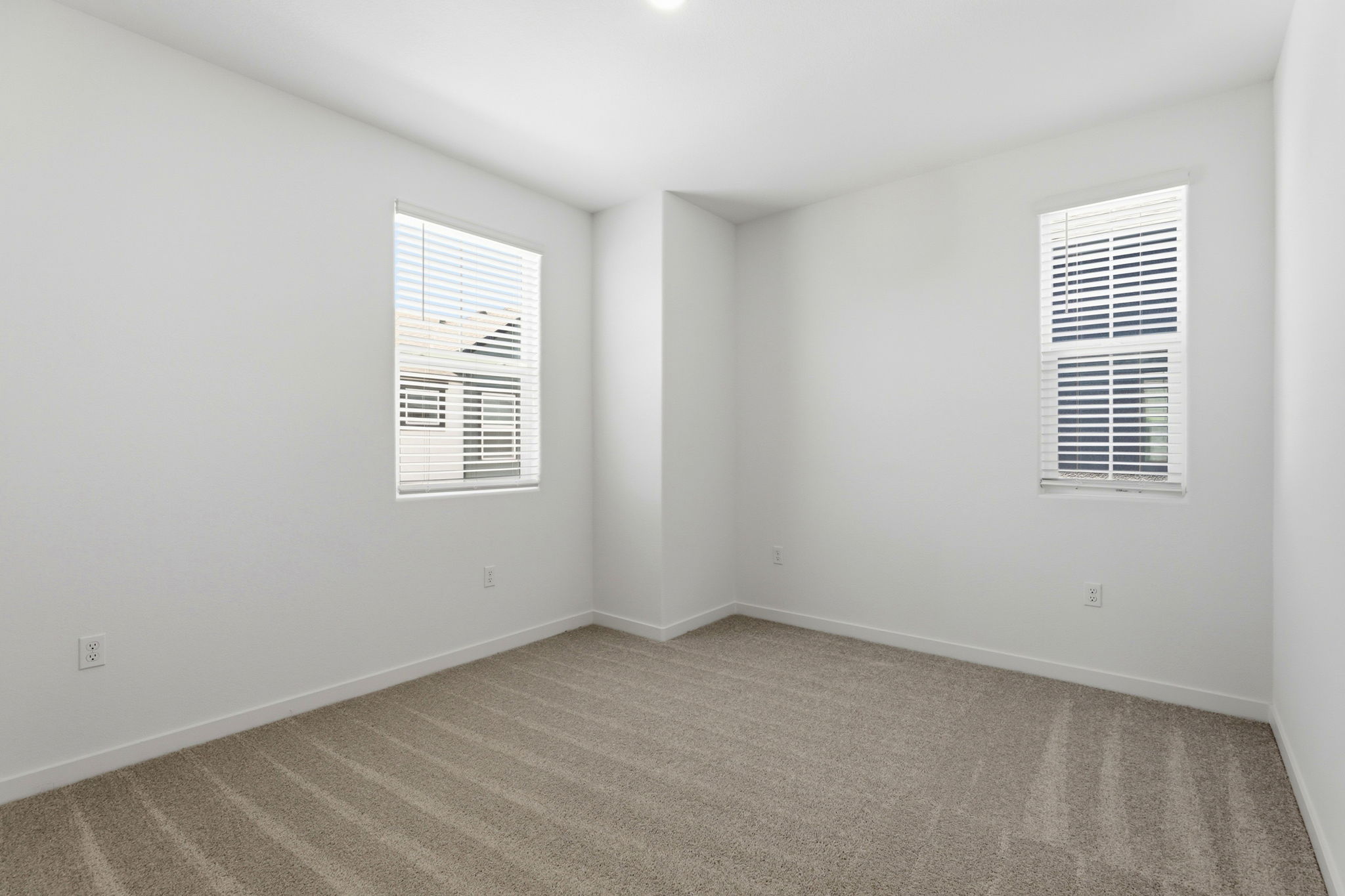 021_F8_8469 Viborg Ln