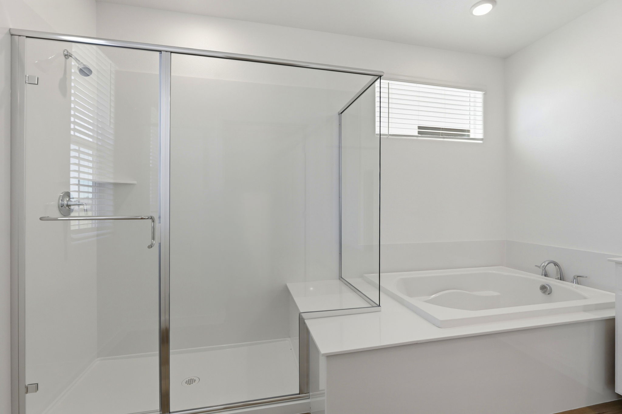 032_F8_8469 Viborg Ln