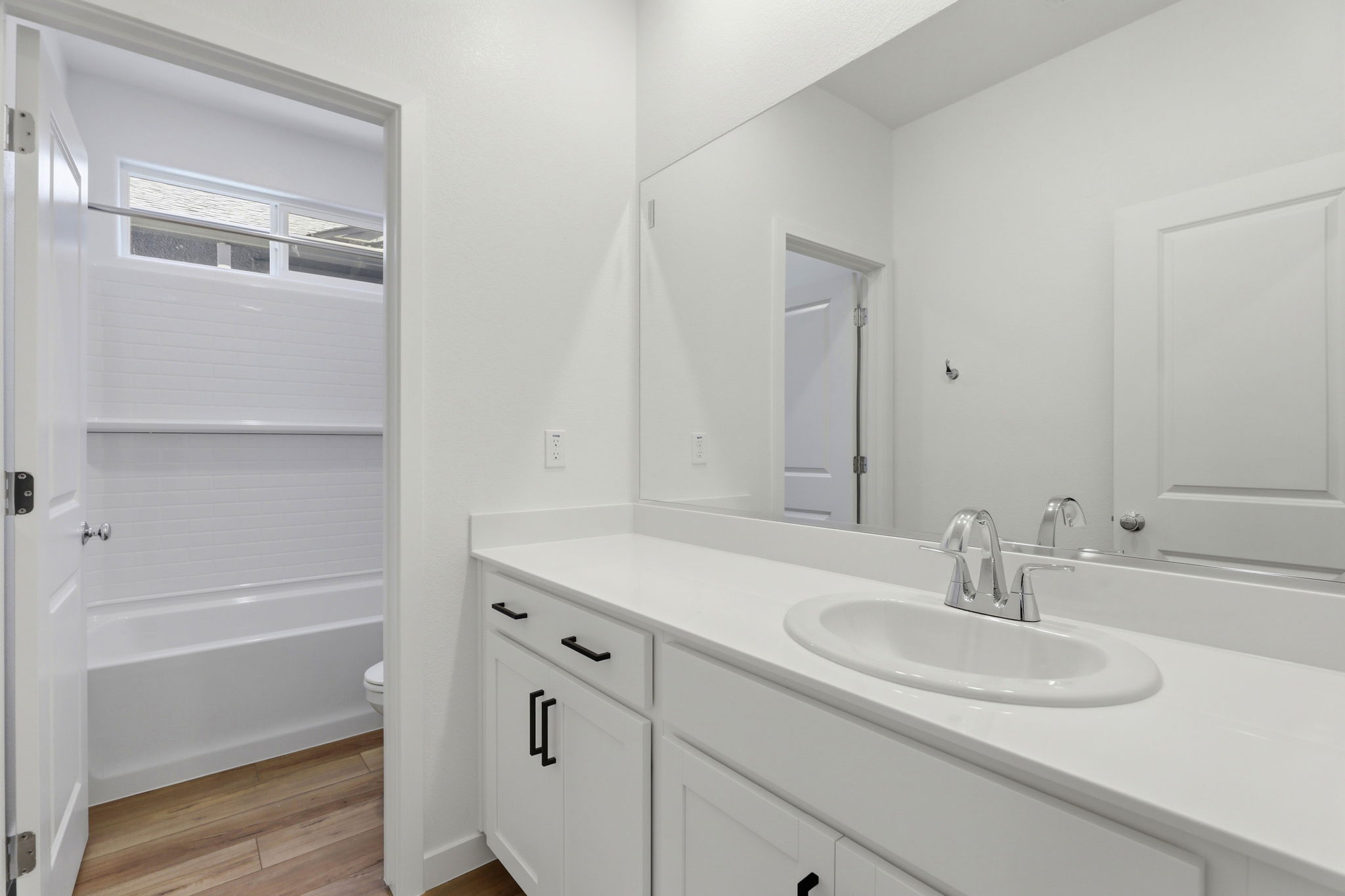 033_F8_8469 Viborg Ln