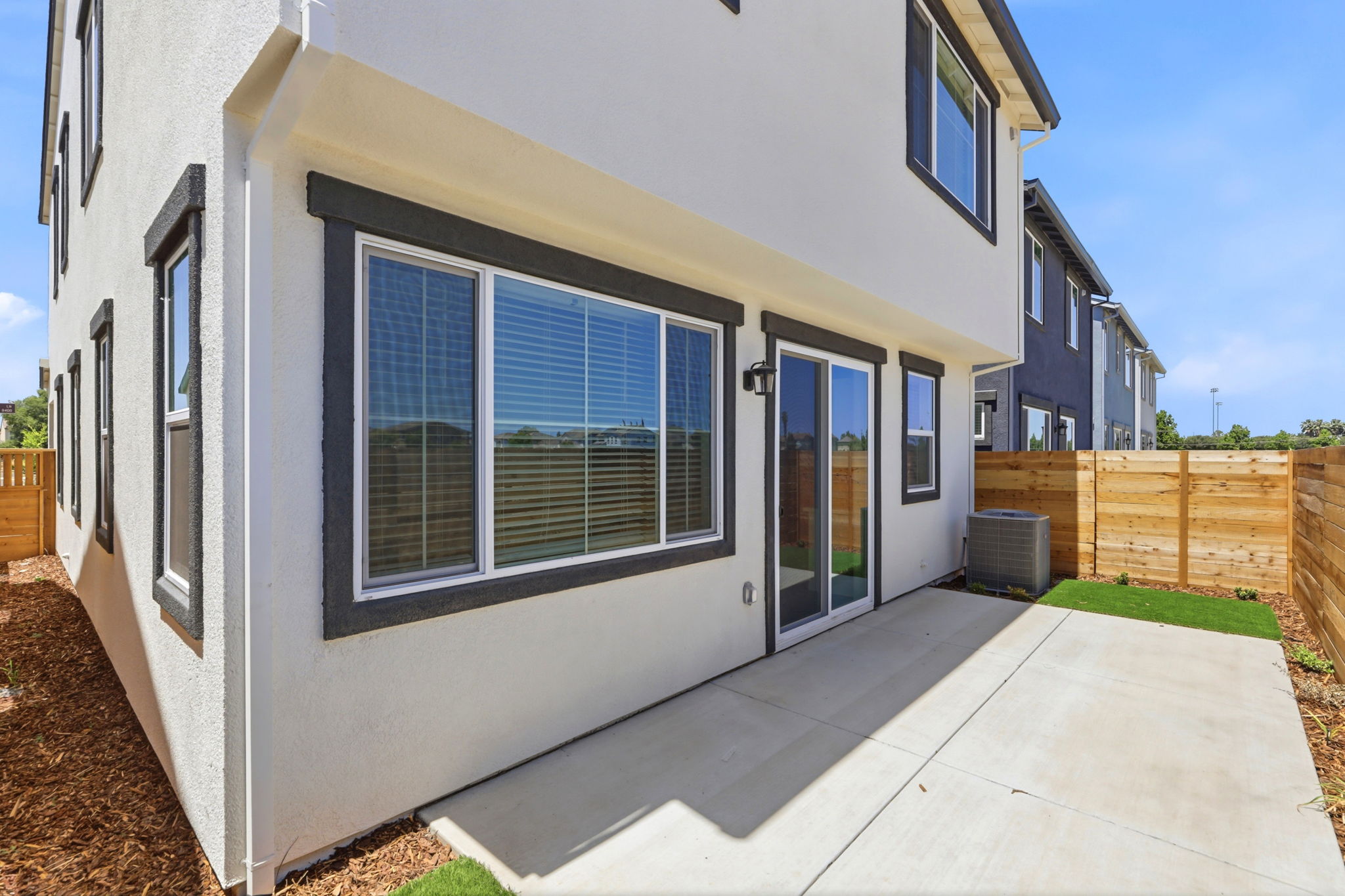 038_F8_8469 Viborg Ln