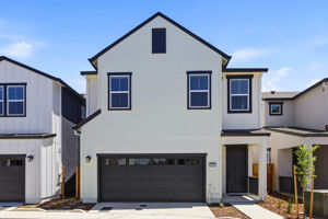 001_F8_8469 Viborg Ln