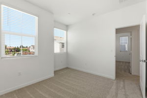 025_F8_8469 Viborg Ln