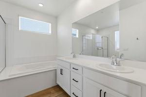 030_F8_8469 Viborg Ln