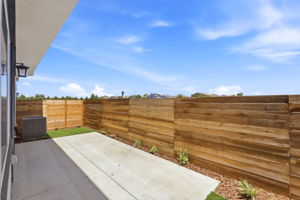 039_F8_8469 Viborg Ln
