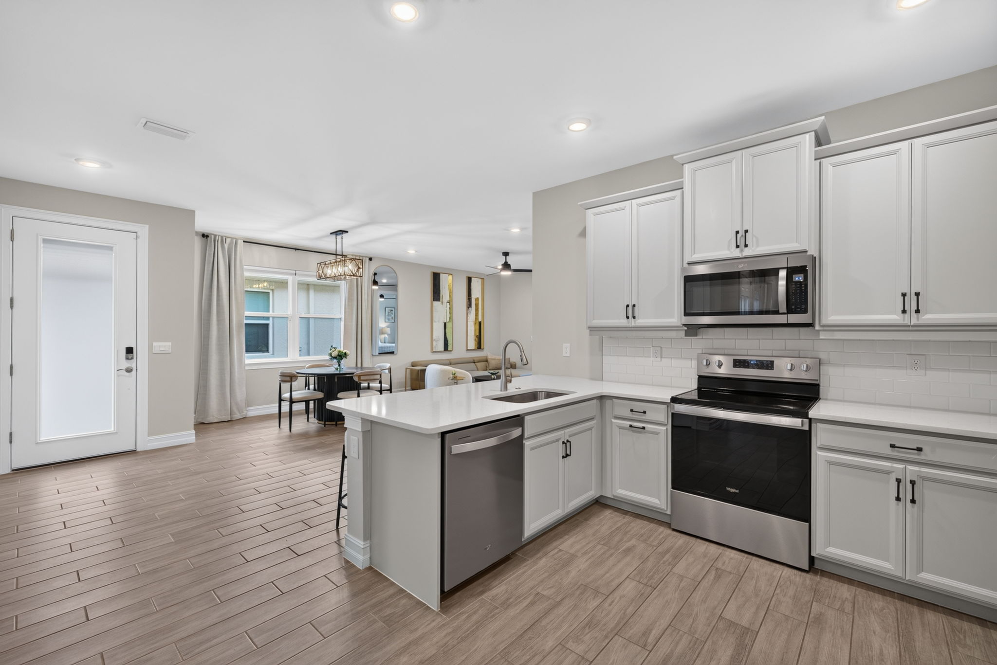 Kitchen 2 of 2