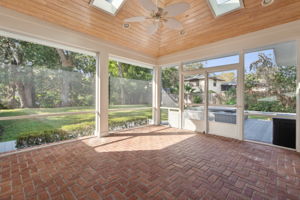 Screened-in Porch