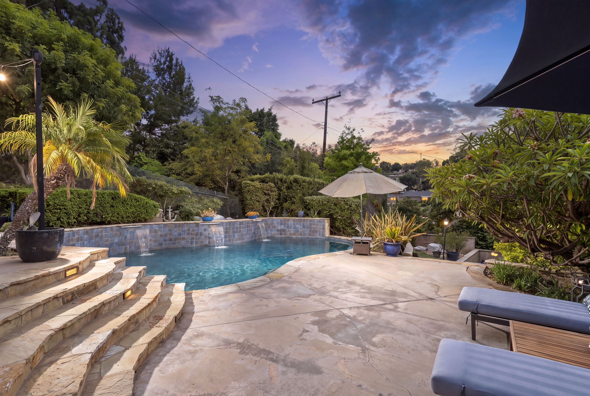 Amazing water features and hardscape