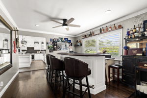 Dining room/bar