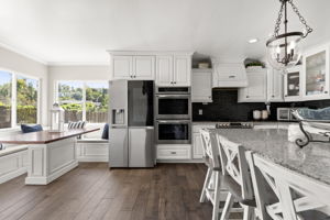 Kitchen Island seating for 4