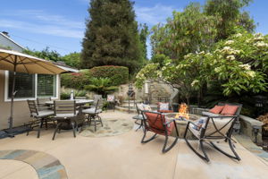 Patio with Gas Firepit for excellent entertaining space