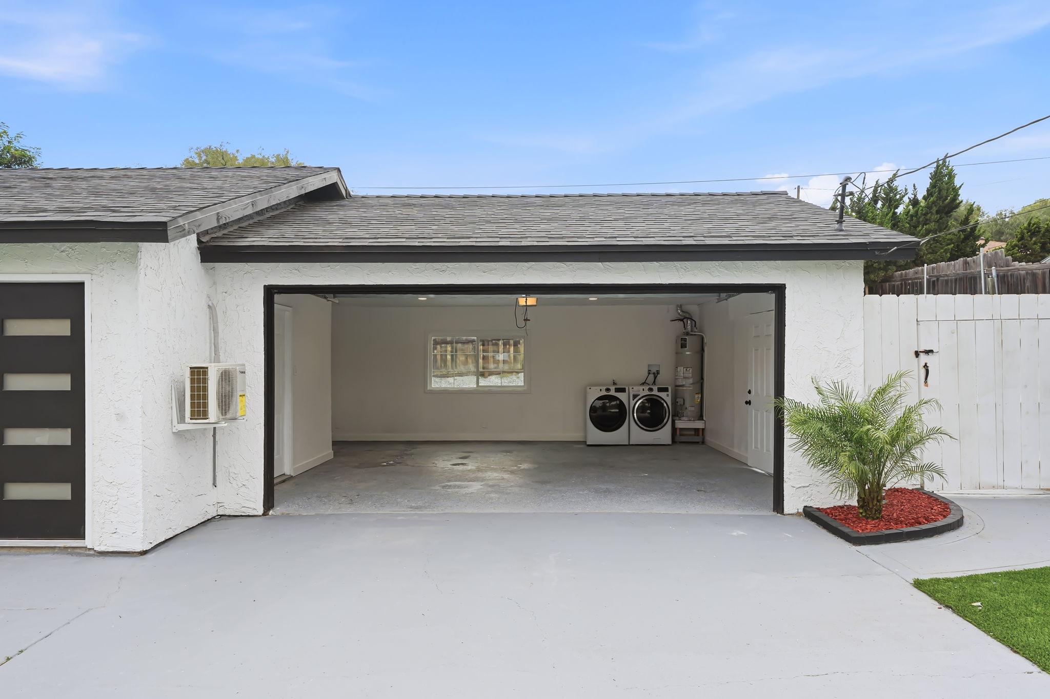 848 69th St, San Diego, CA 92114
