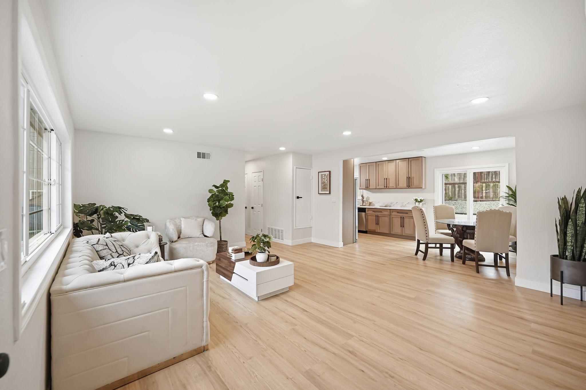 848 69th St, San Diego, CA 92114