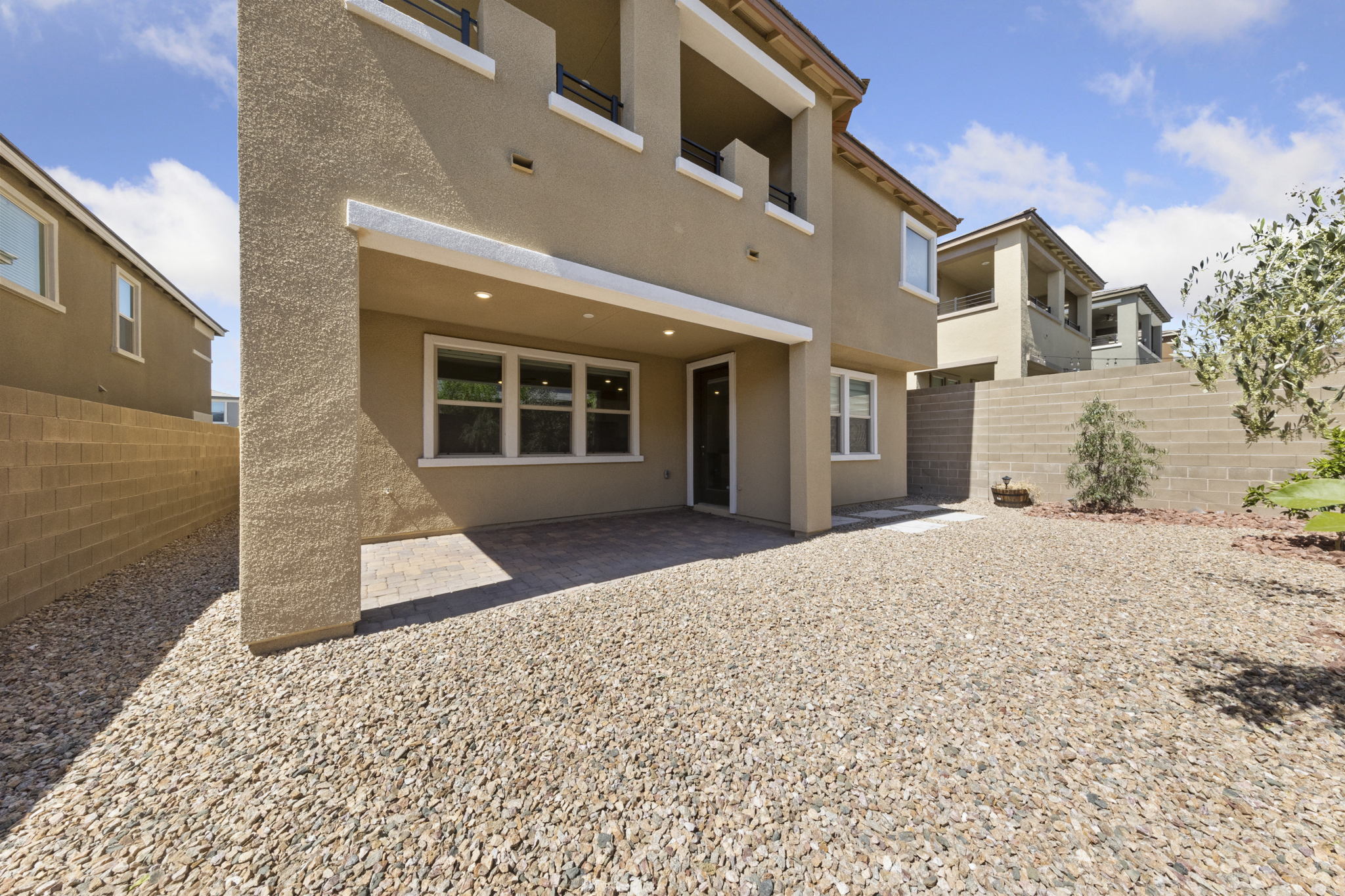 848 Riverlawn Pl, Las Vegas, NV 89138, USA Photo 4