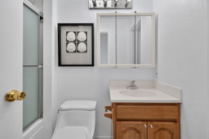  Photo 31