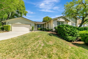 002_8480 Grenache Ct  