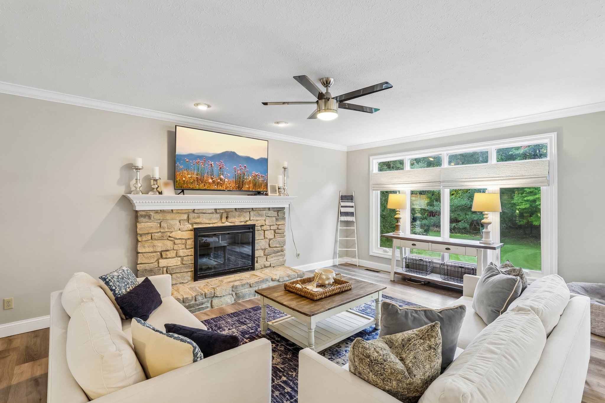 Countryview Dr-S2310-014.jpg