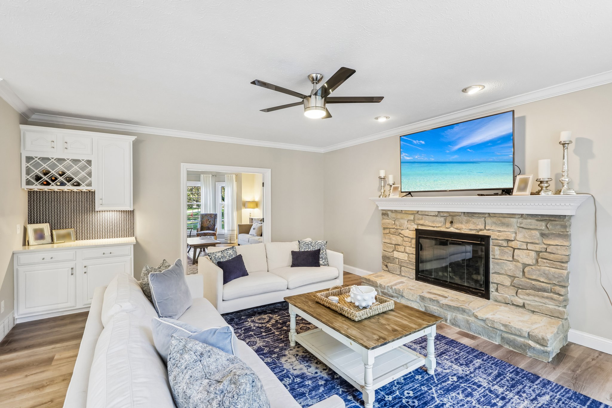 Countryview Dr-S2310-017.jpg