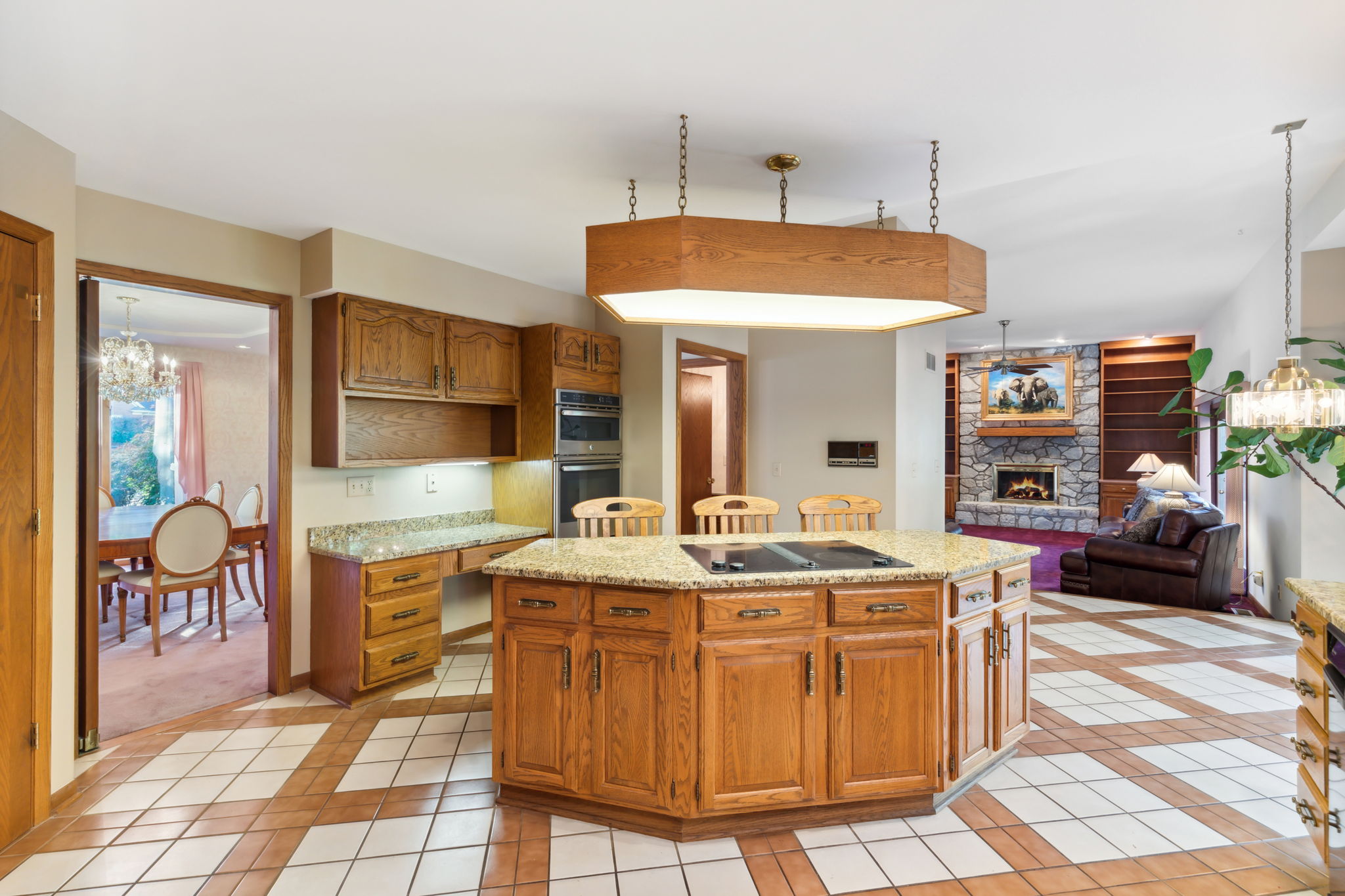 13_Interior