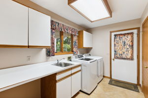 14_Interior