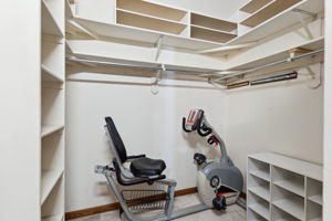 24_Interior