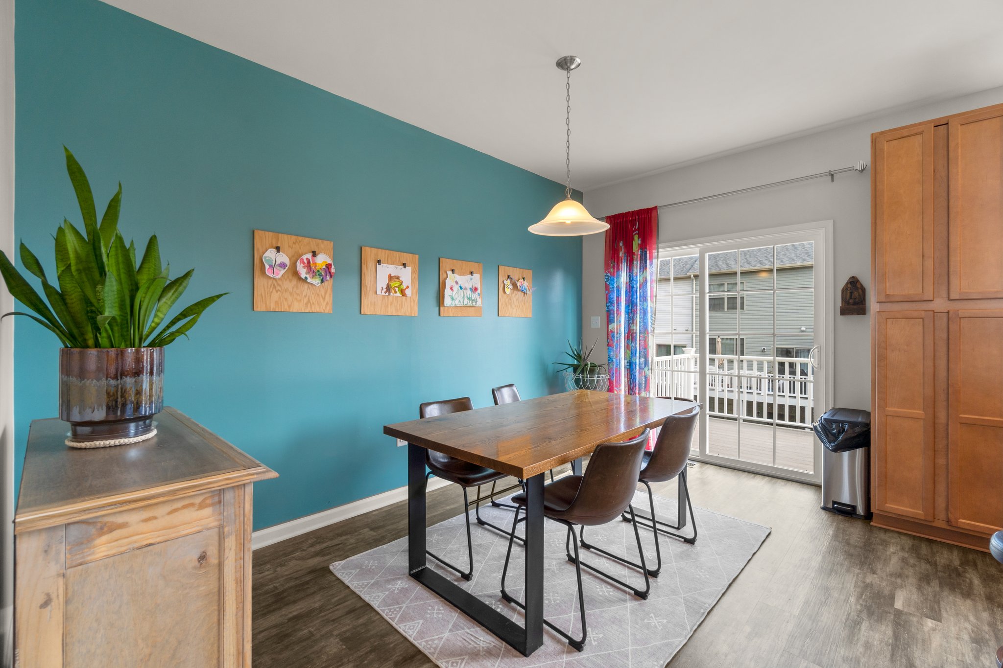 13. Dining room.jpg