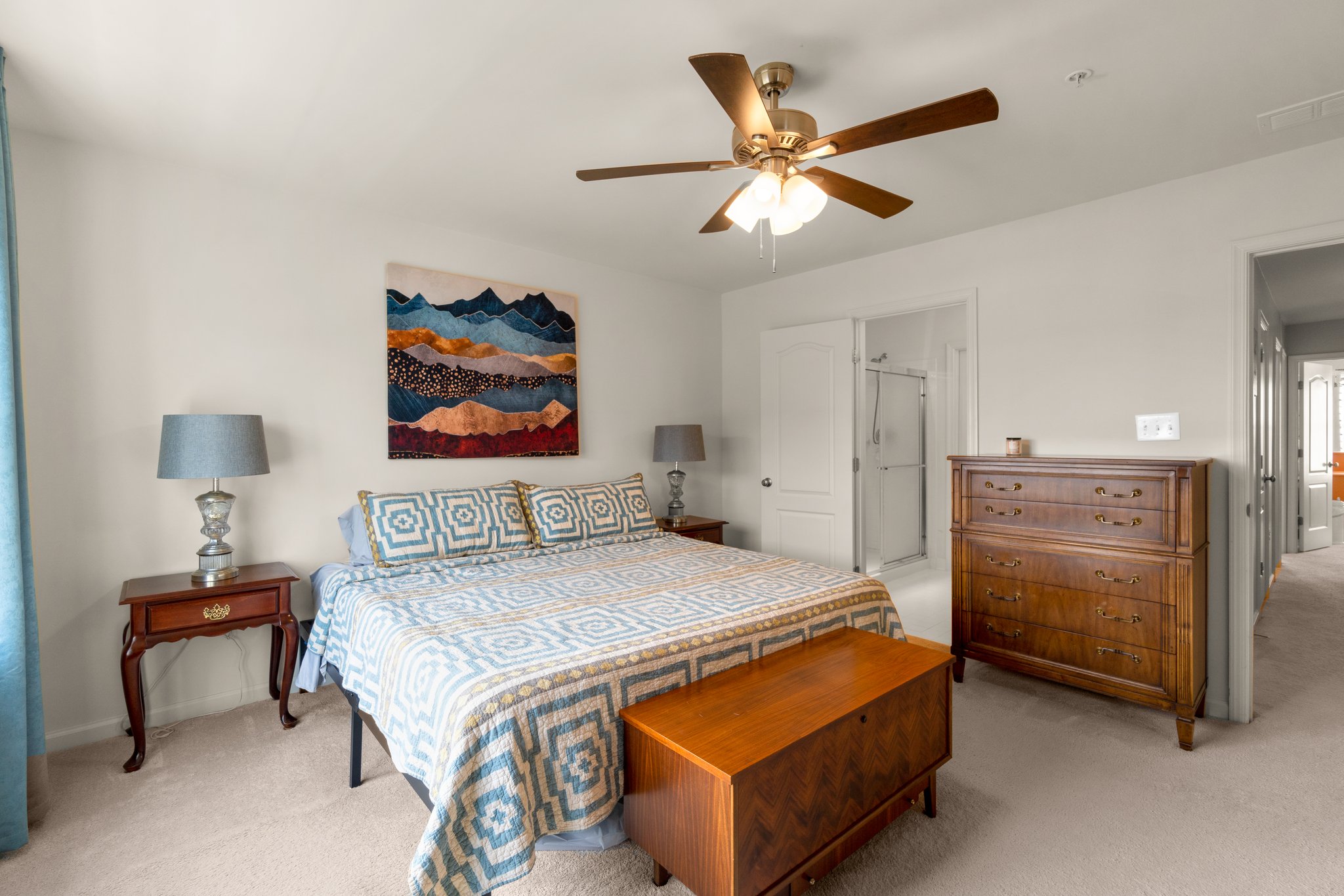 23. Upper bedroom.jpg